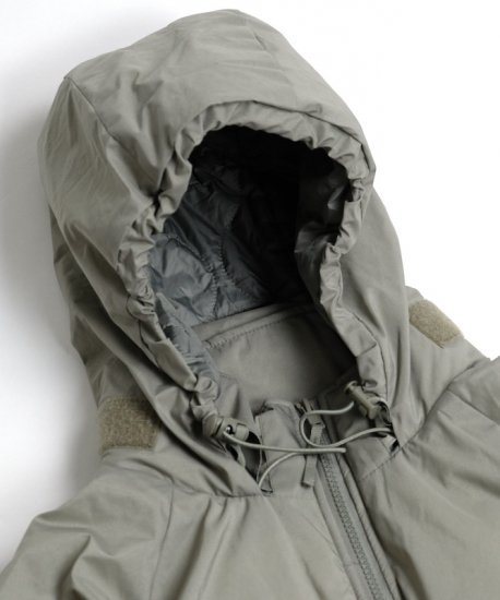 U.S MILITARY / 19'S LEVEL 7 E.C.W.C.S PRIMALOFT JACKET.