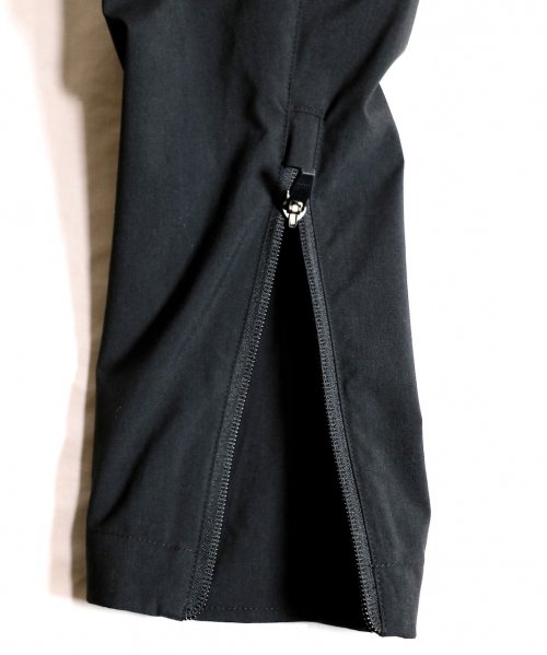 ACRONYM / ENCAPSULATED NYLON ARTICURATED PANTS (P10-E)