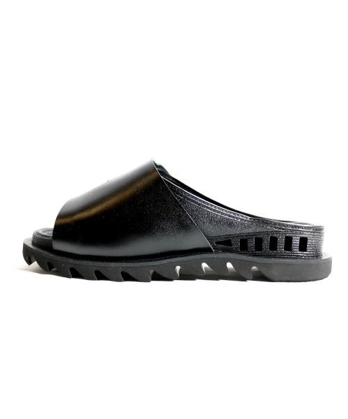 bench/ BENSAN-D COVERED LEATHER SHARK SOLE