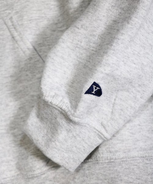 The BOOK STORE / YALE PRINTED PULL HOODIE