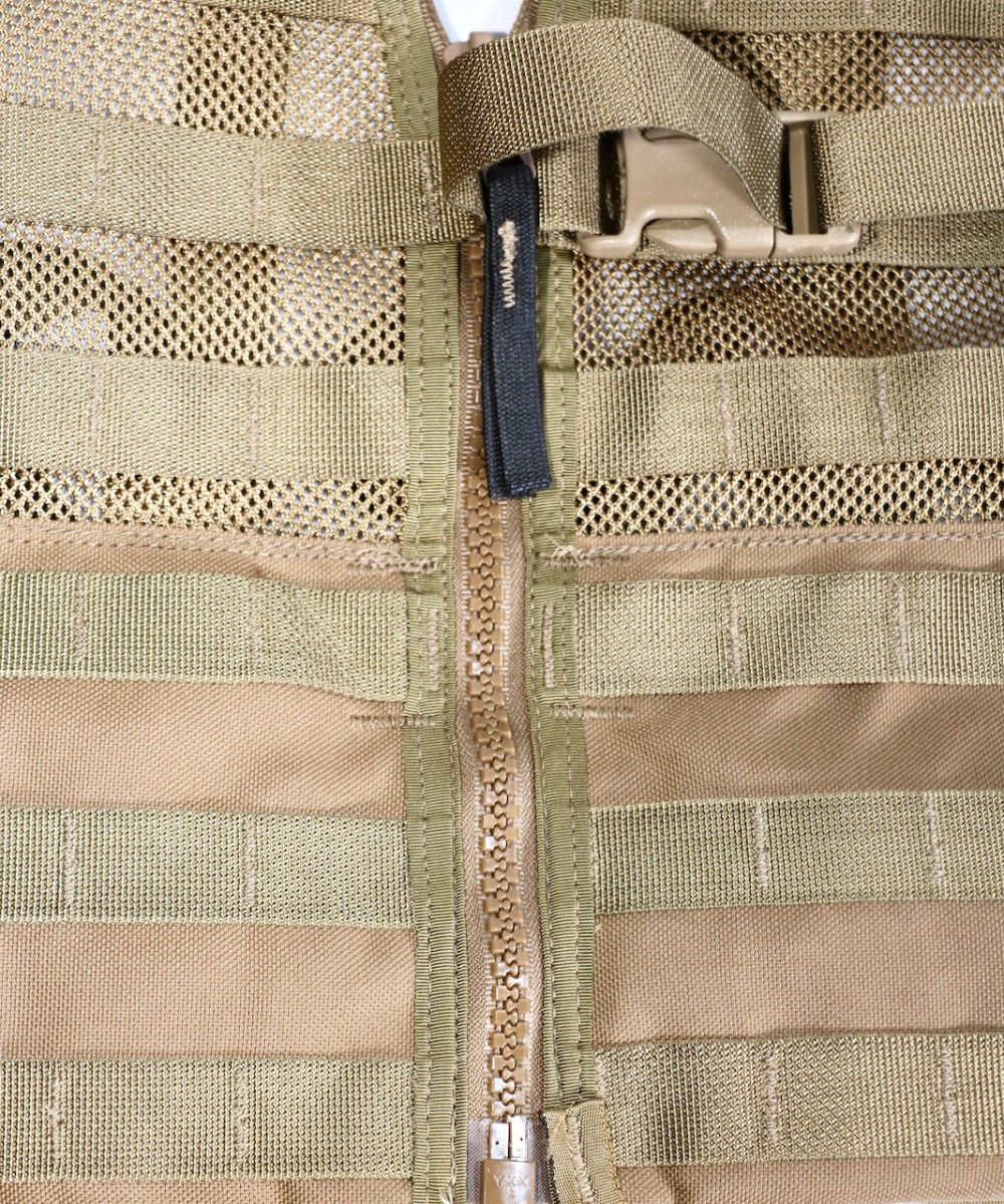 U.S MILITARY / USMC MOLLE FIGHTING LOAD CARRIER VEST