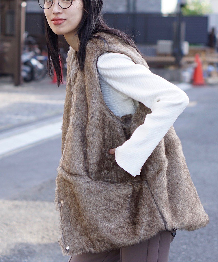 SUNNY SPORTS / BIG FUR VEST