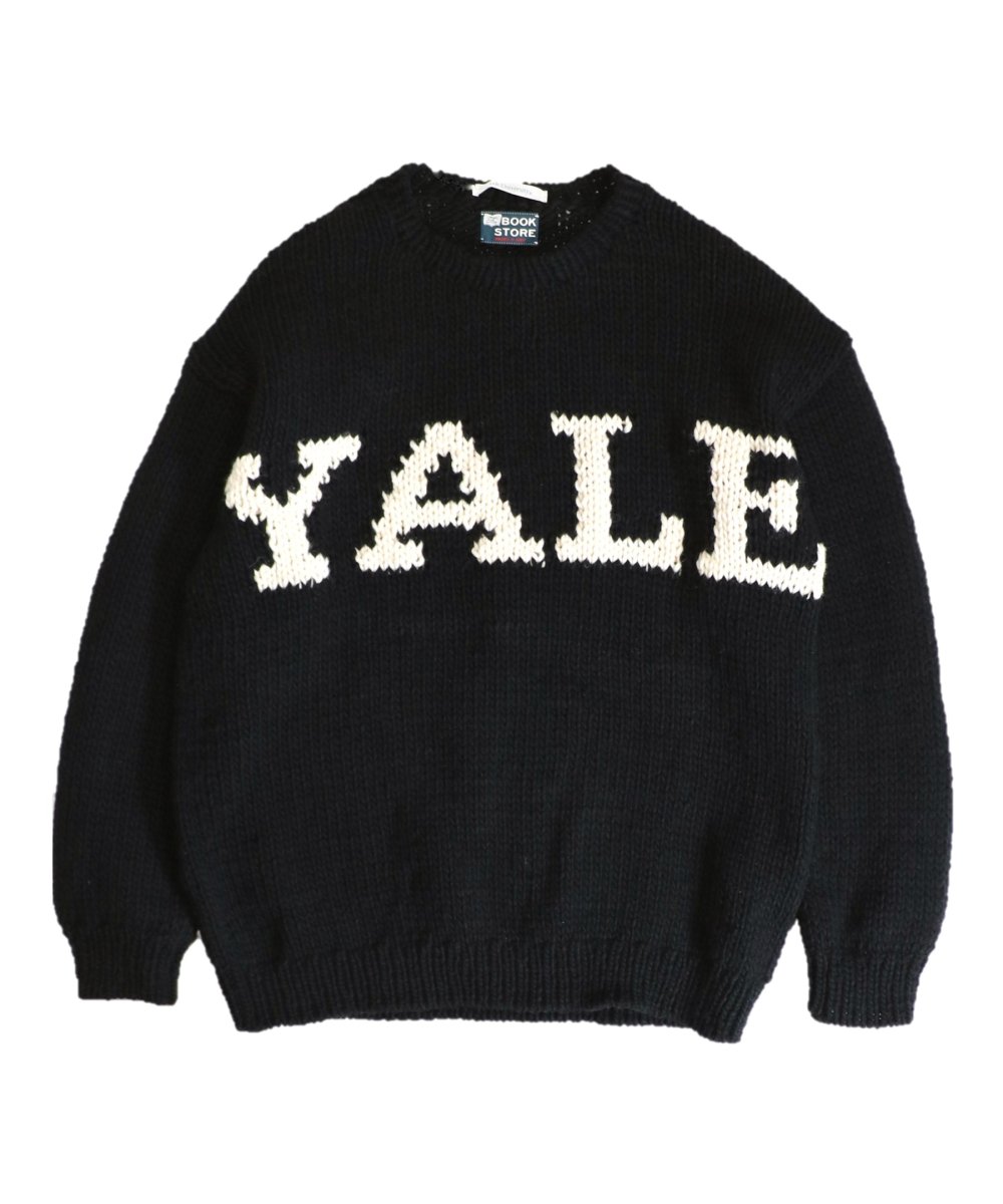 The BOOK STORE / YALE HAND LOGO SWEATER