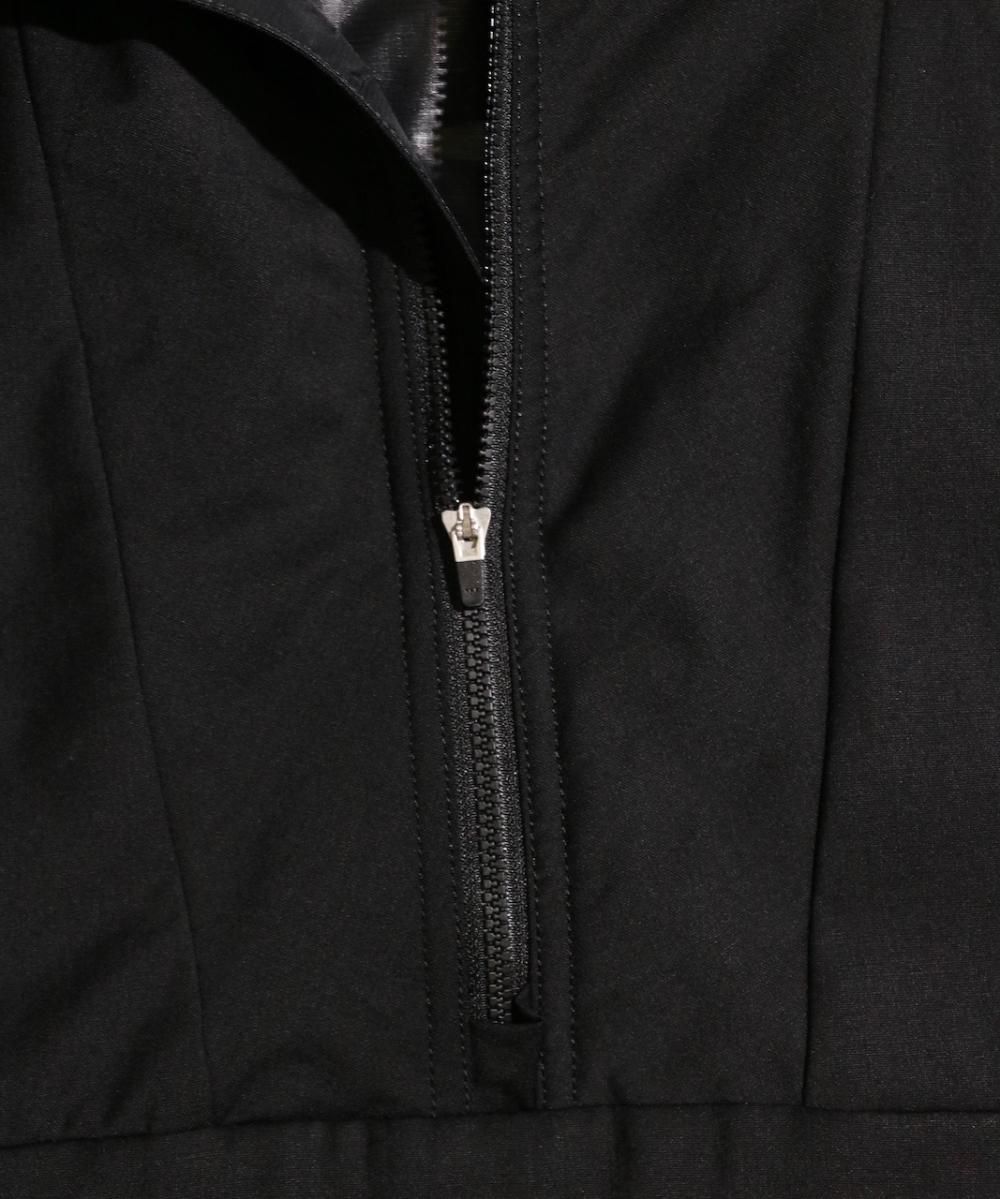 SandWaterr / RESEARCHED LIGHT PUFF VEST(SDRER0923002)