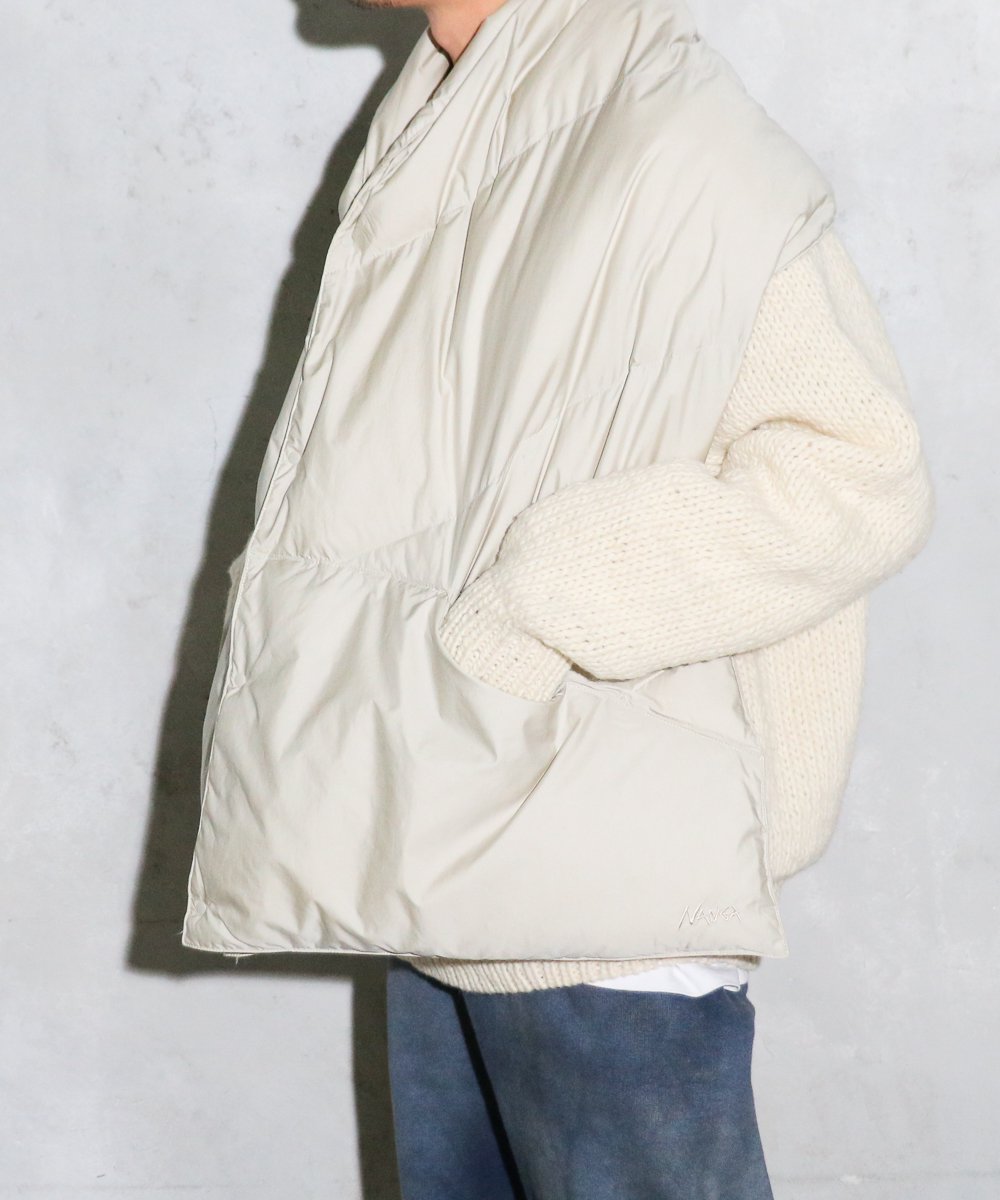 NANGA / DOWN PONCHO MUFFLER