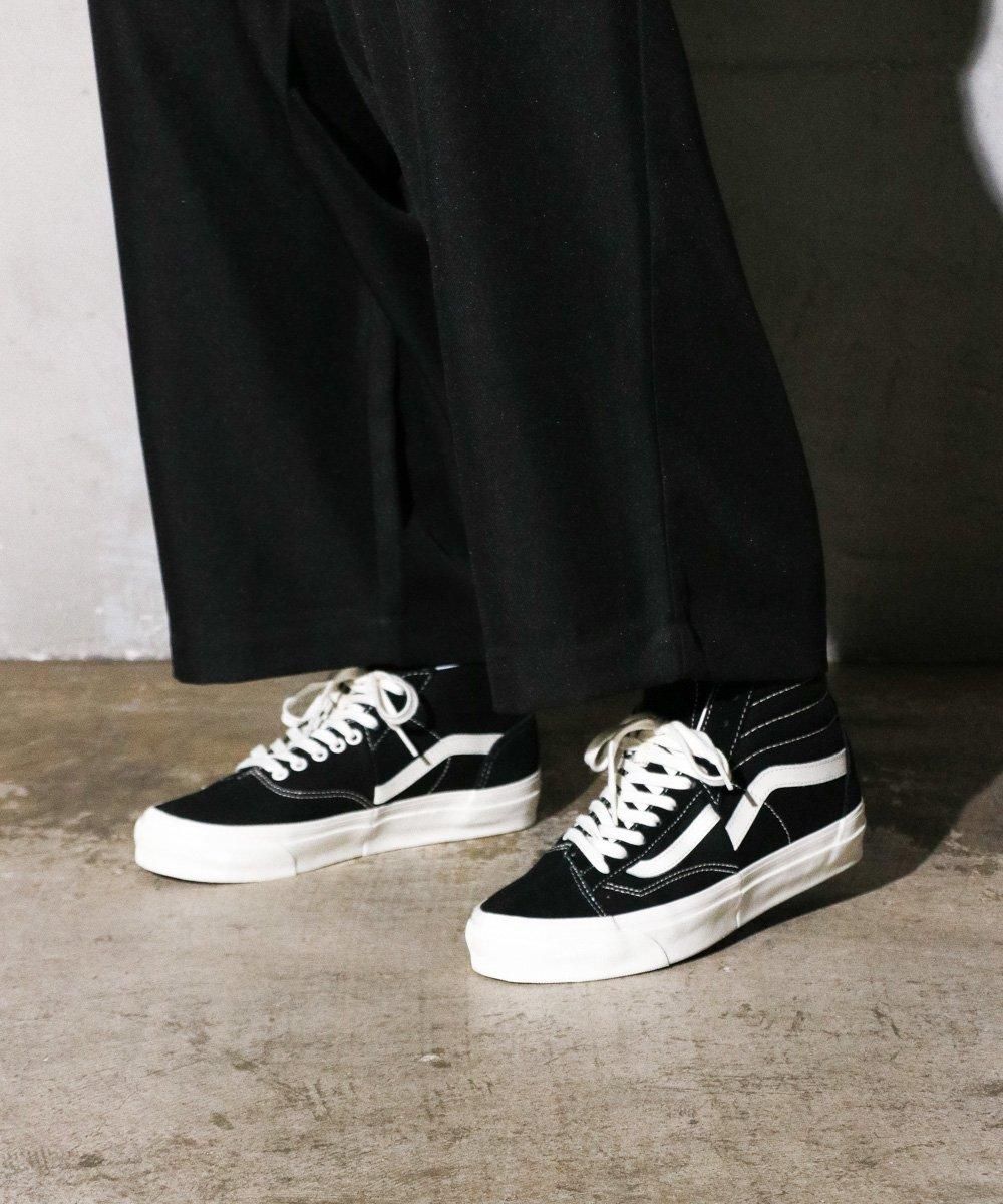 VANS / CLASH THE WALL “VANS PREMIUM” (VN000CNKSN0 & VN000CNKBA2) VANS / CLASH THE WALL “VANS PREMIUM” (VN000CNKSN0 & VN000CNKBA2)