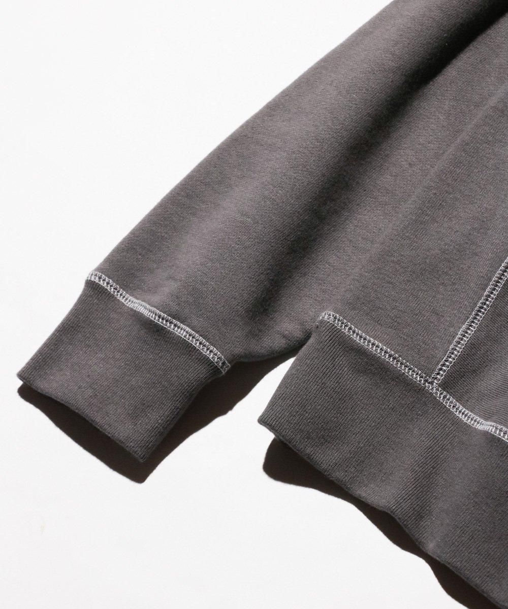 The BOOK STORE / YALE 13.5OZ CREW SWEAT