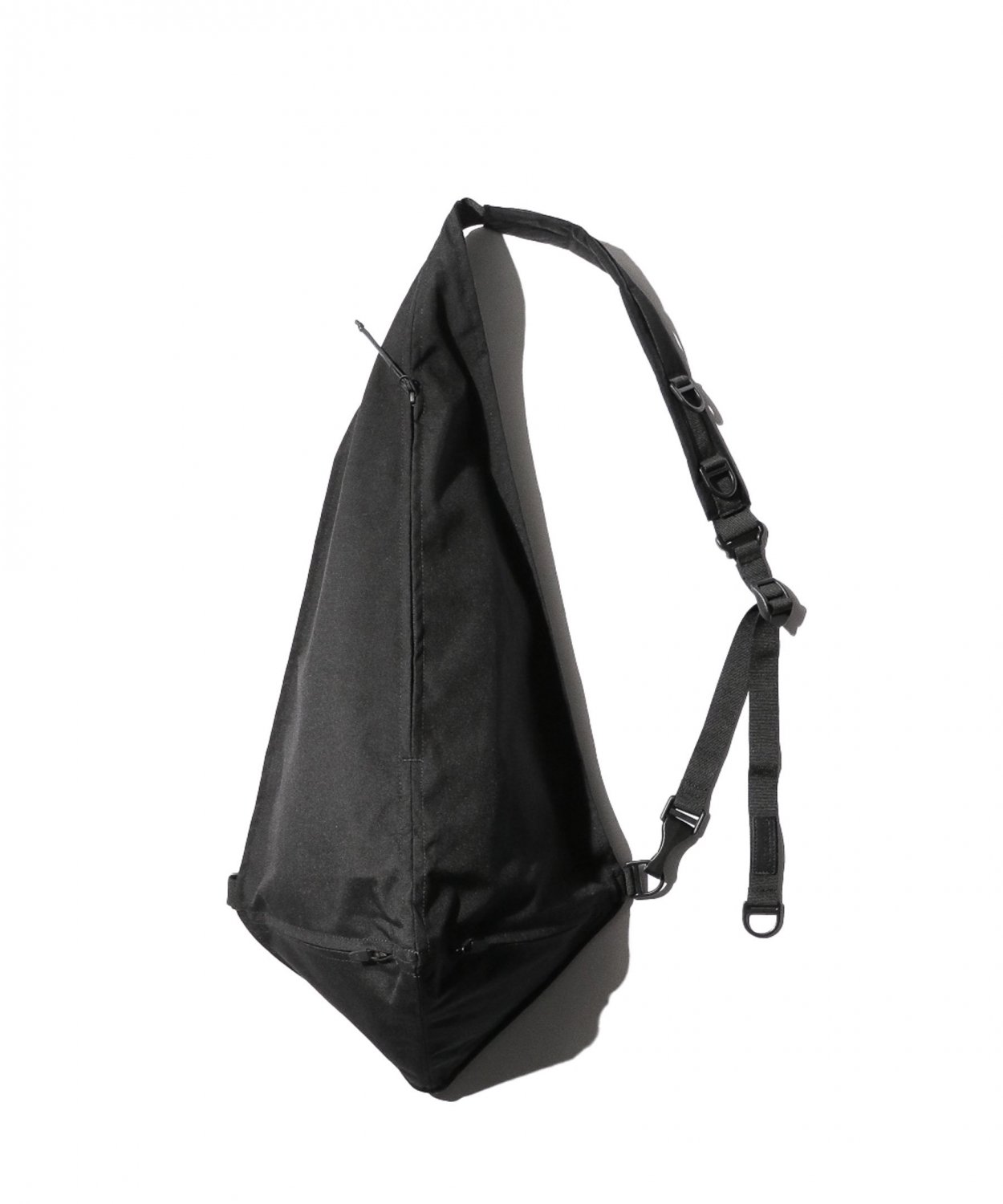 BAICYCLON by Bagjack / TRIANGLE ONE STRAP BAG (BCL-73)