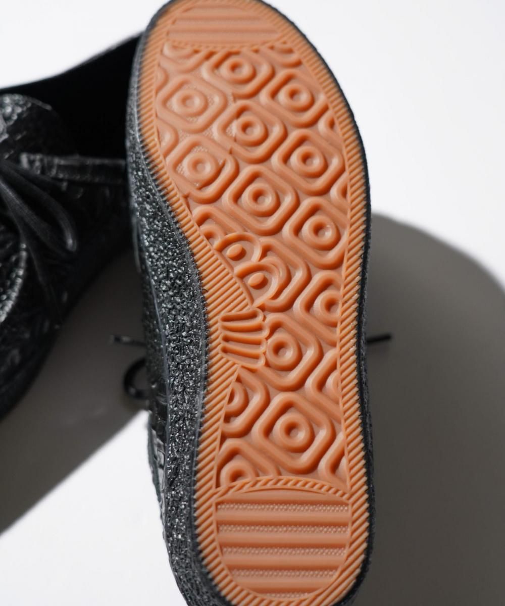 Last Resort AB / VM006 MOC LO BLACK CROC CLOUDY CUSH