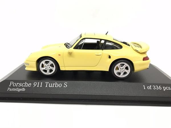 ミニGT1/64ポルシェ911ターボSレーシングイエロー