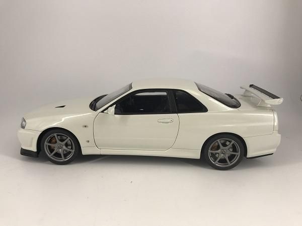 オートアート 1/18 日産 スカイライン R34 GTR 2003 MOTUL（1/18