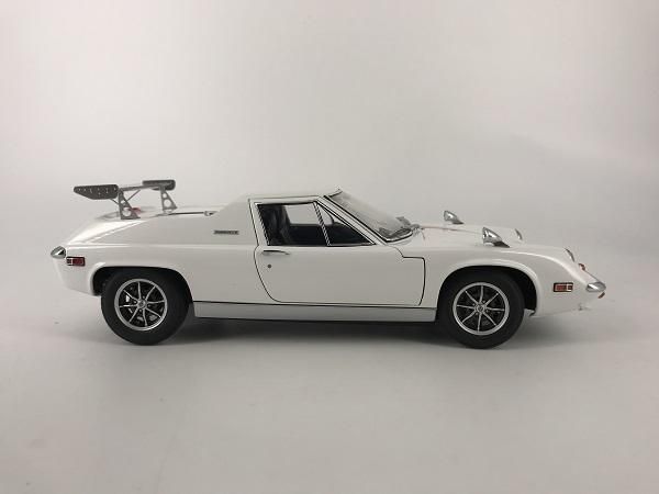 オートアート 1/18 ロータス ヨーロッパSP(サーキットの狼) - ミニカー