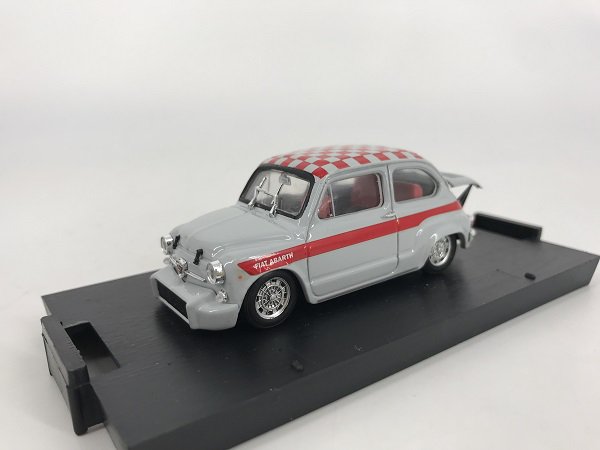 ブルム製 1/43 フィアット アバルト 1000 ベルリーナ 1966 (木箱ﾊﾟｯｹｰｼﾞ) - ミニカー専門店 Modellino -モデリーノ-