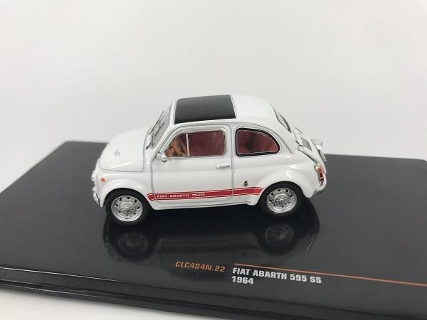 人気デザイナー ランチア 037ラリー ホットウィール フィアット アルファロメオ 乗用車