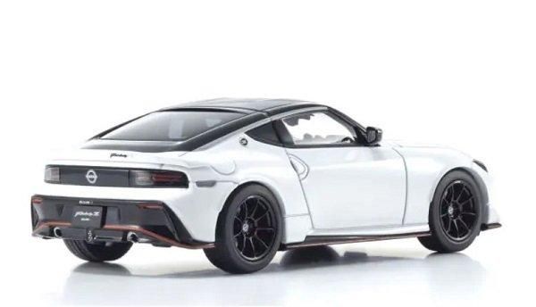 京商 1/43 日産 フェアレディ Z ニスモ 2024 ホワイト ミニカー Amazon | 京商オリジナル 1/43 日産 フェアレディ Z ニスモ 2024