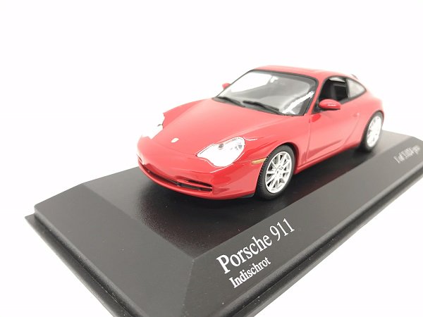 MINICHAMPS製 1/43PORSCHE 911 coupe 2001 (レッド) - ミニカー専門店