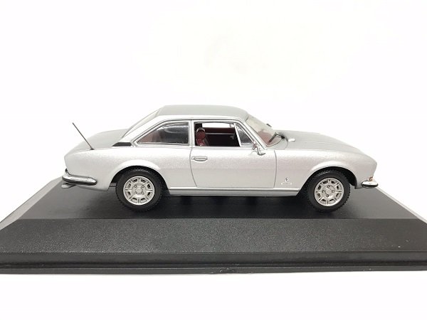 MINICHAMPS製 1/43Peugeot 504 coupe 1974（シルバー） - ミニカー専門店　Modellino -モデリーノ-