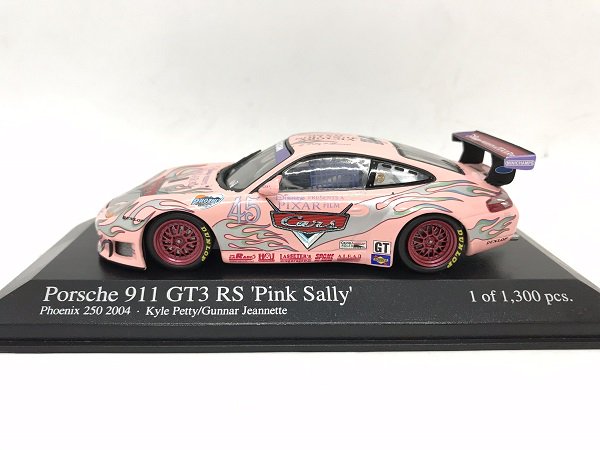 ミニチャンプス製 1/43 ポルシェ 911 GT3 RS 'Pink Sally' 2004 