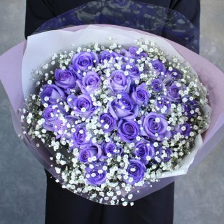 紫バラとかすみ草の花束（パープルローズ/本数を選ぶ）
