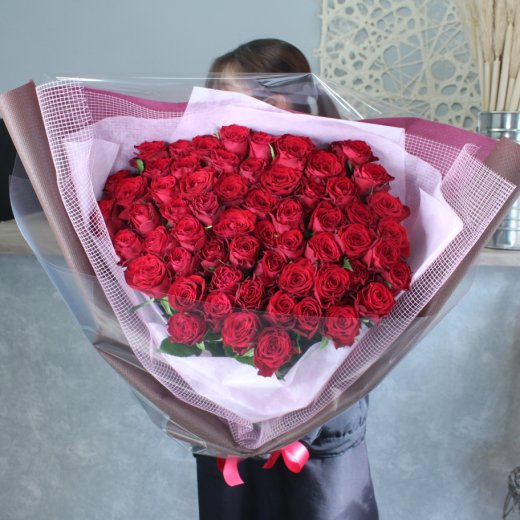 至極の赤いバラ 薔薇 60本の花束 特別な薔薇を揃えた至極の花束