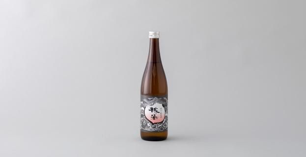 桃の滴 愛山 純米酒 720ml