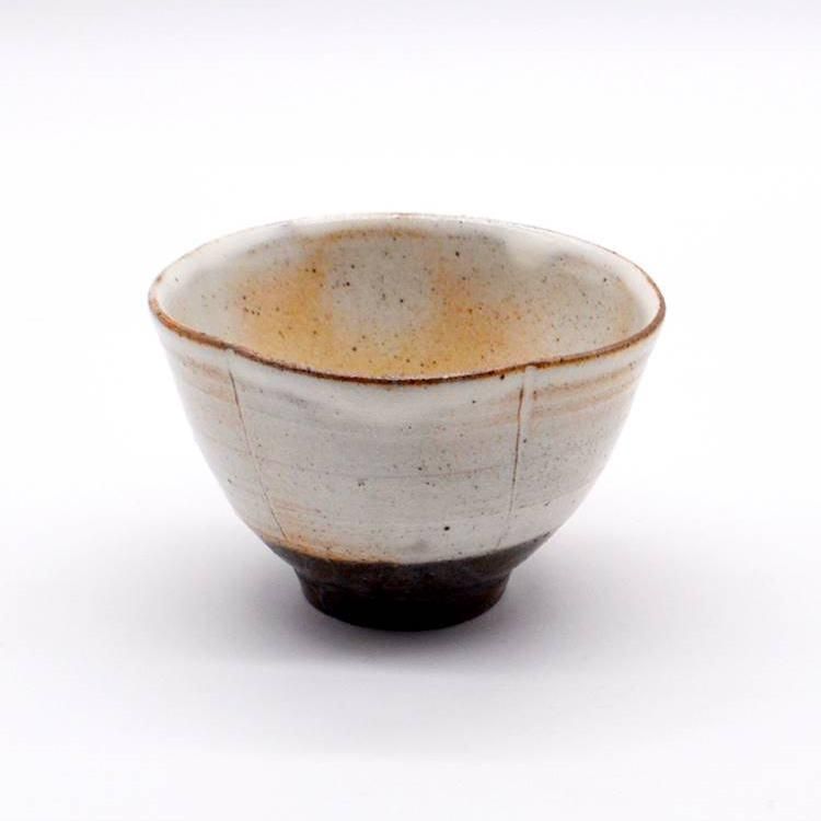 粉引花形汲み出し 中里太亀 - GALLERY掌