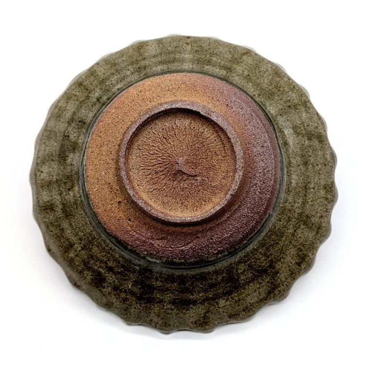 味わいのある唐津の小皿 2客セット｜輪花 菓子皿 古道具を暮らしに 斑唐津輪花小皿 | 健太郎窯