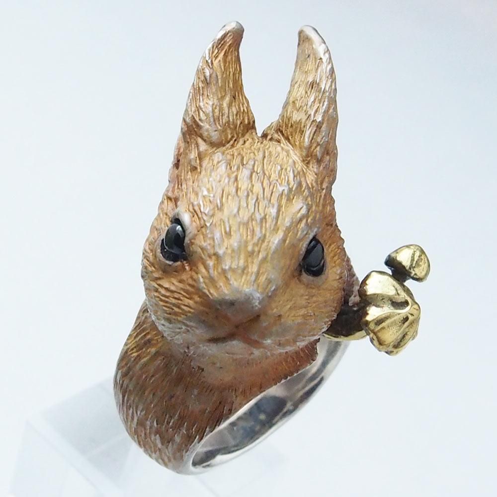 DECOvienya デコヴィーニャ きのこ ウサギ リング｜A STORY TOKYO