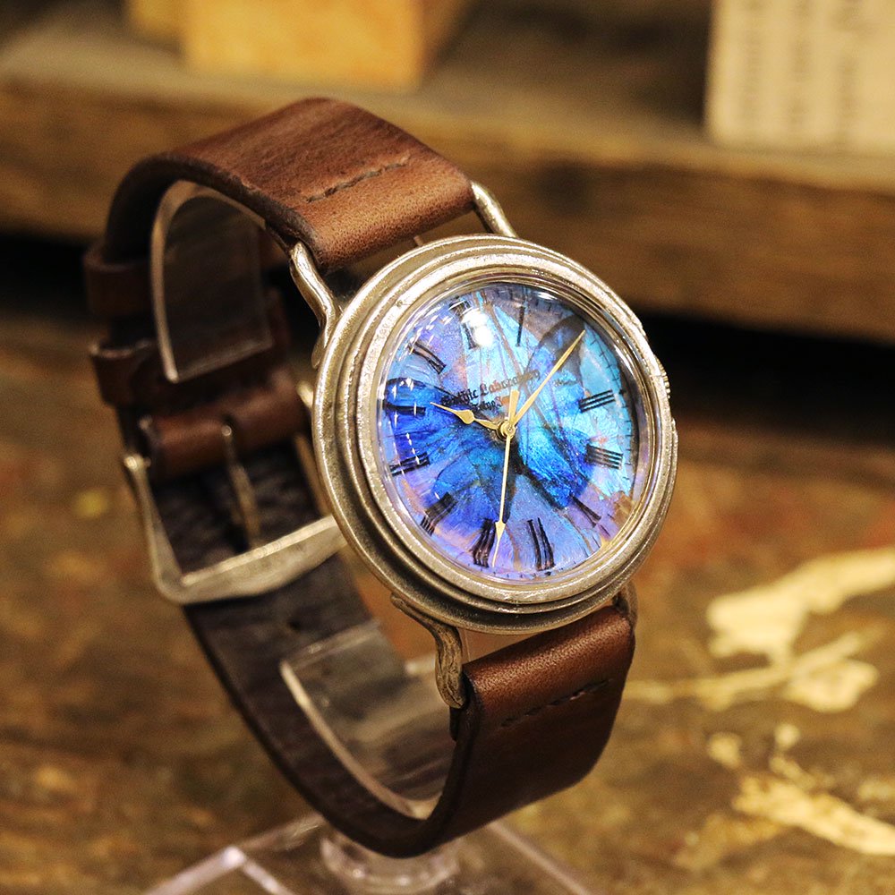 本物のモルフォ蝶の翅を文字盤にした銀製 腕時計 リアルモルフォ シルバー｜手作り腕時計と作家物