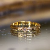 ダイヤモンドの指輪 槌目リング 2mm 一粒ダイヤ 指輪 SV K18GP