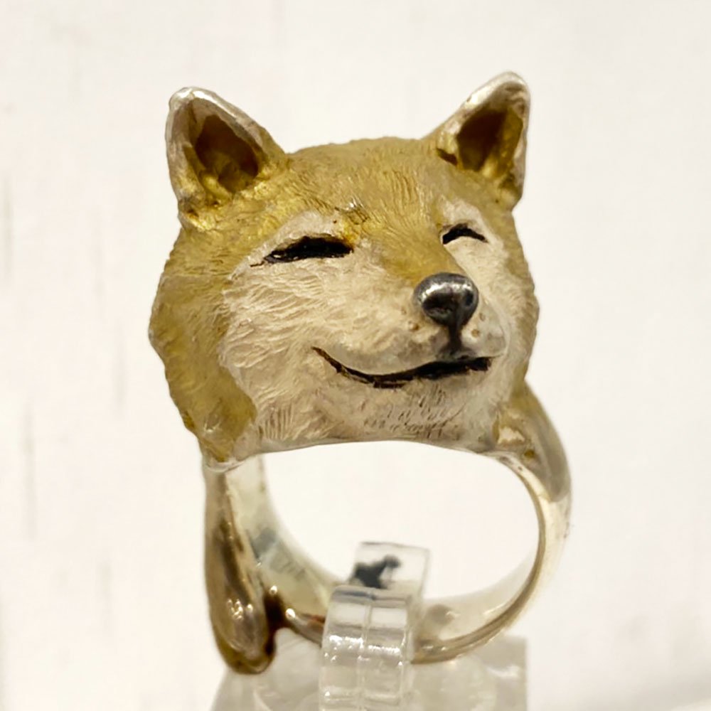 DECOvienya デコヴィーニャ おててシバイヌリング 芝犬の指輪｜A STORY TOKYO