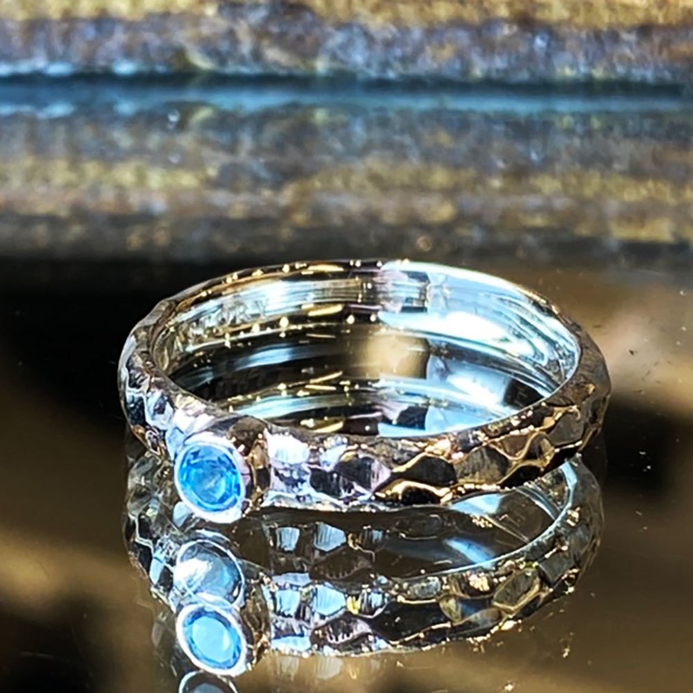 アクアマリンの指輪 槌目リング 3mm シルバー 3月 誕生石 一粒アクアマリン 指輪 SV| A STORY TOKYO