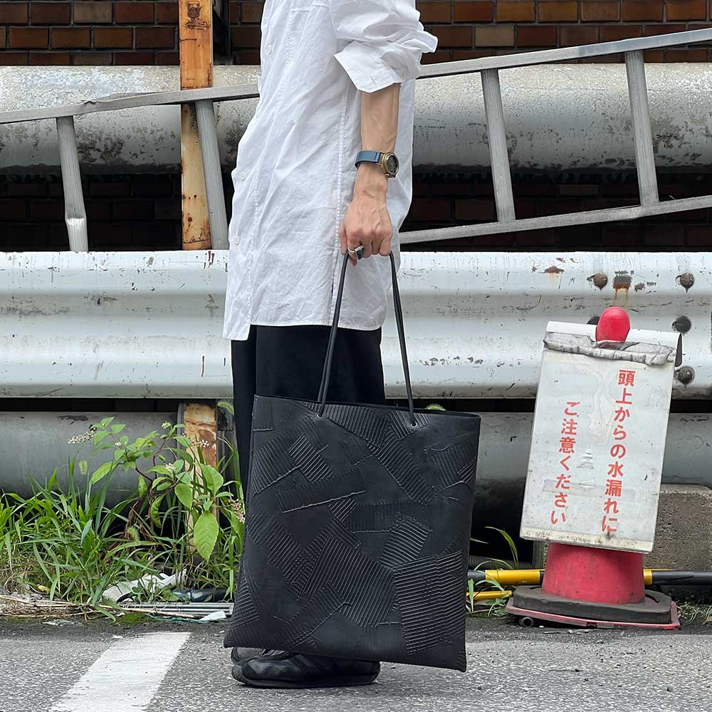 カガリユウスケ A STORY 別注 電線 トート バッグ ホワイト / ブラック white black KAGARI YUSUKEの通販 ｜A  STORY TOKYO