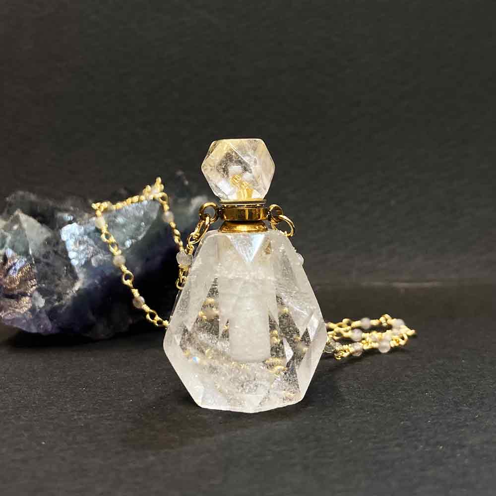 水晶（ホワイトクォーツ） 香水瓶 ネックレス 天然石アクセサリー| A STORY TOKYO