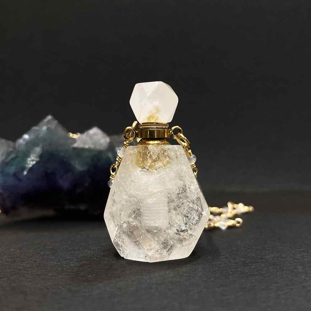 水晶（ホワイトクォーツ） 香水瓶 ネックレス 天然石アクセサリー| A ...