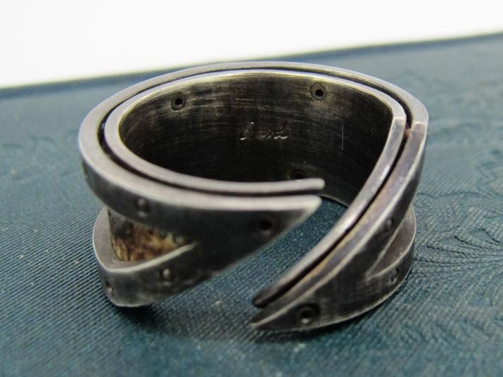 chord コード 太陽と月の手紙リング Letter Ring damage