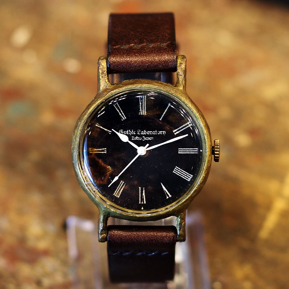 アンティークな腕時計 黒文字盤 Classic Wristwatch Black index ...