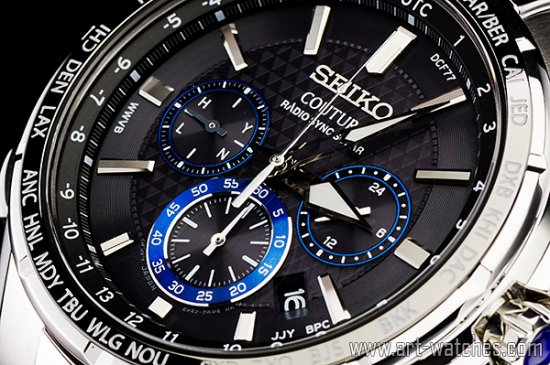SEIKO 海外モデル　コーチュラ　クロノグラフ　電波ソーラー　腕時計