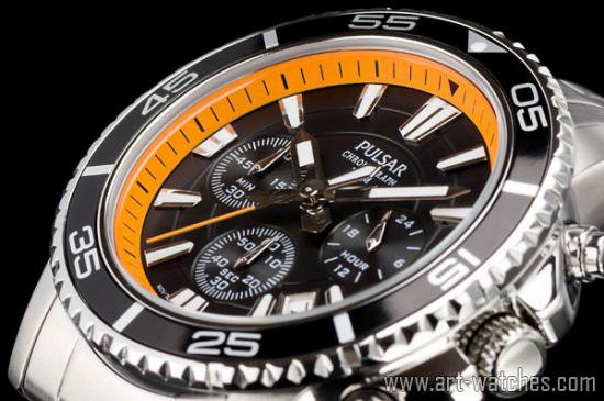 セイコー海外モデル　パルサーPULSARブラック＆オレンジ*クロノグラフ - 日本製ムーブメントにこだわった「アート腕時計」専門店