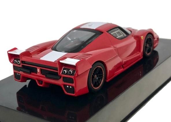 HotWheels Elite 1/43スケール「フェラーリFXX」（レッド 