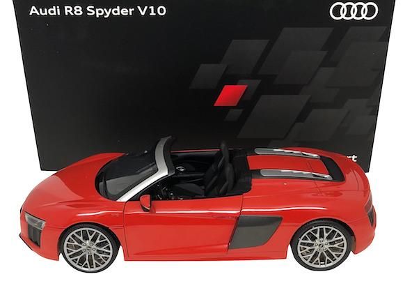 アウディ R8 電動ミニカー - その他おもちゃ