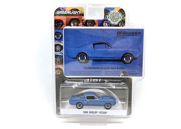 グリーンライト 1/64スケール「1966 シェルビー GT350」（ブルー 