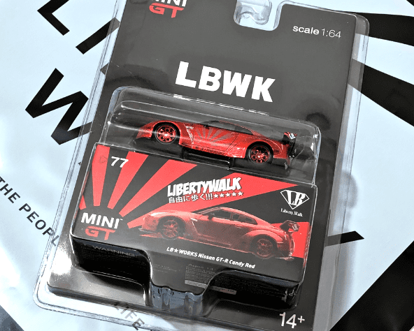 1/64スケール MINI GT「LB☆WORKS Nissan GT-R R35」(キャンディレッド 