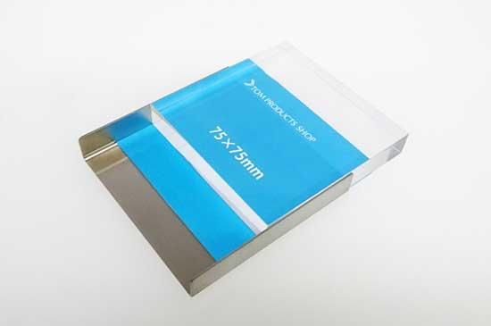 アクリルPOP U.plate（75×75mm） - アクリルプロダクト・ディスプレイ