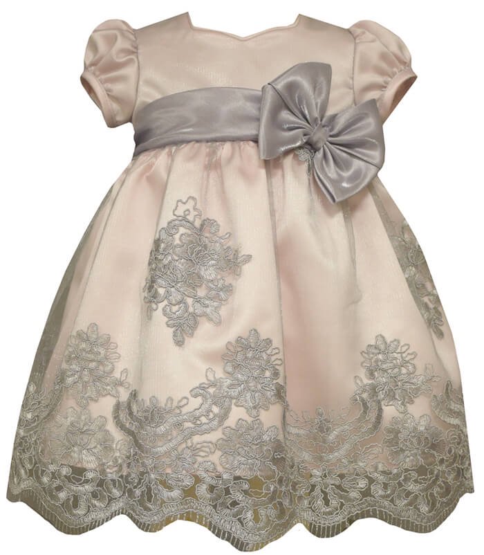 ピンク×グレーの刺繍ドレス1