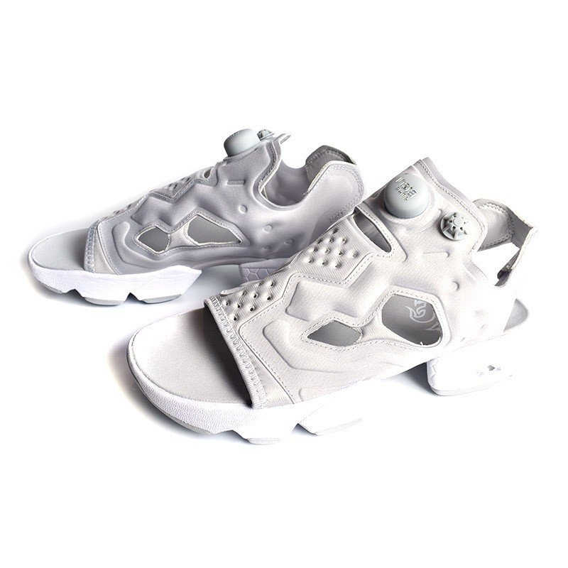 REEBOK INSTAPUMP FURY SANDAL GRAY × WHITE リーボック インスタ