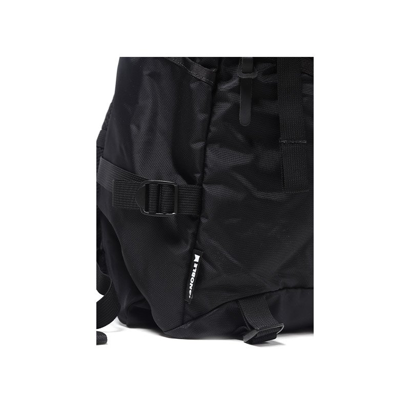 新品未使用】IGNOBLE コラ クラッシックリュックサック３６Ｌ 黒 