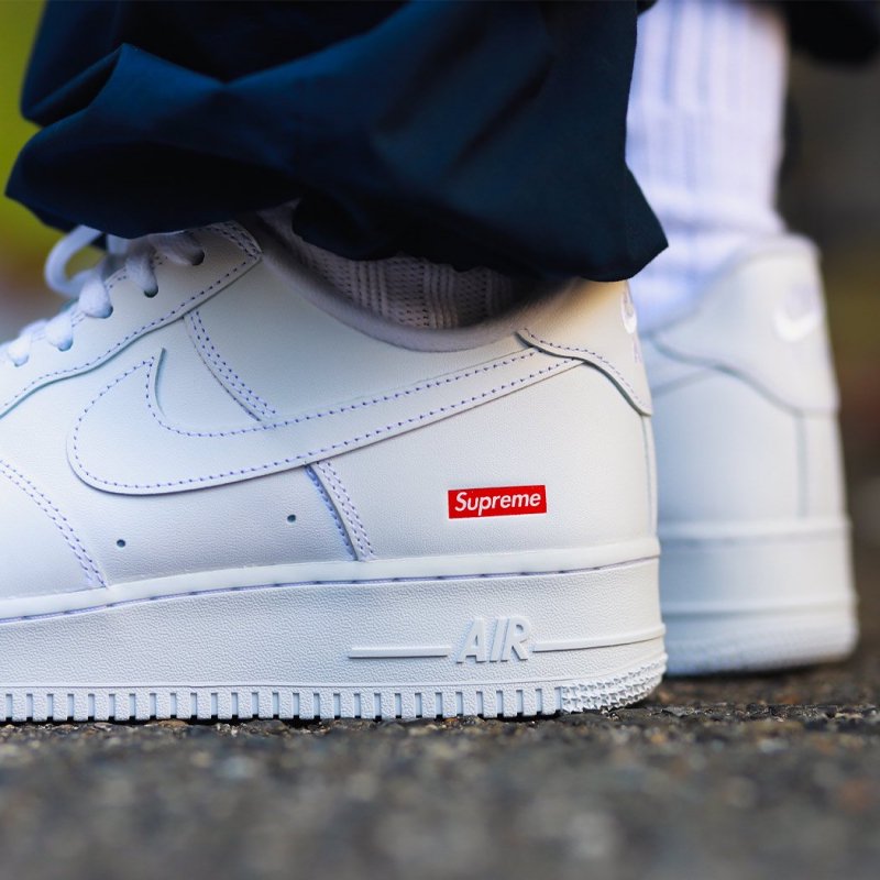 NIKE AIR FORCE 1 LOW / SUPREME WHITE  RED ʥ ե 1 ץ꡼ ˡ (  ۥ磻  CU9225-100 )β