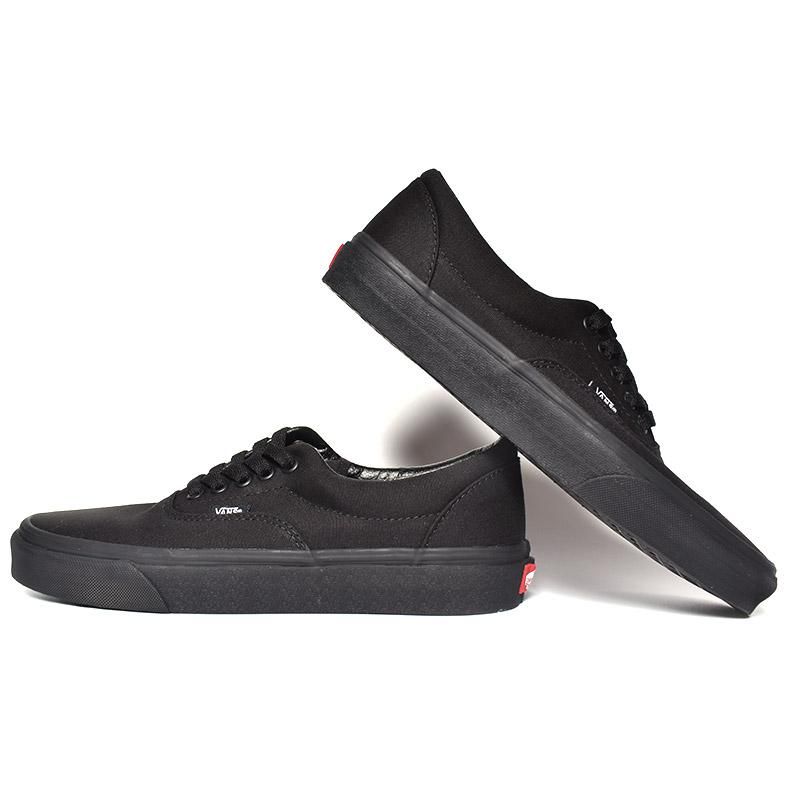 Vans era 2025 triple black