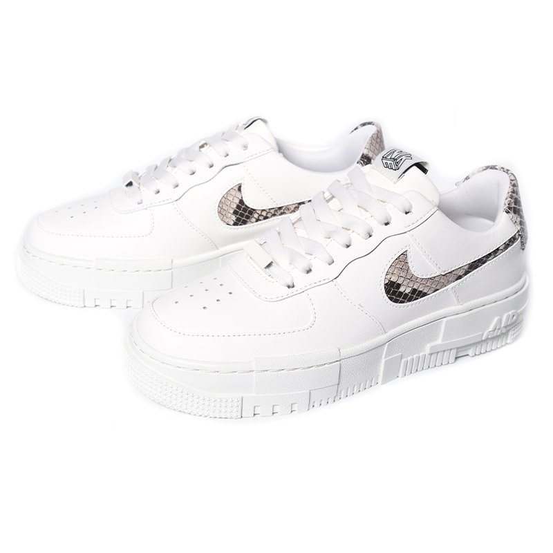 NIKE W AIR FORCE 1 PIXEL SE 